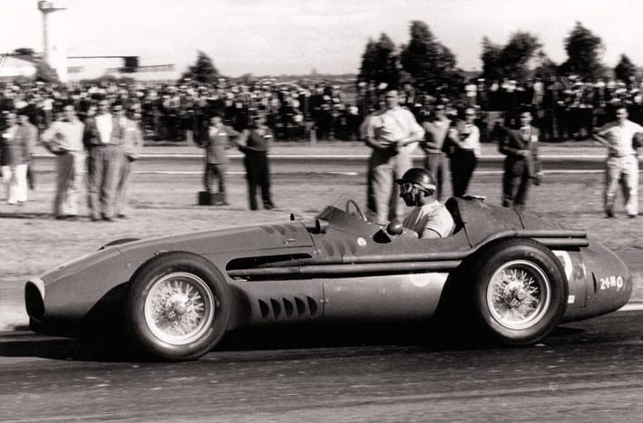 Fangio en el Maserati 250F