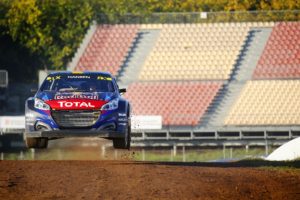 Victoria estratégica de Timmy Hansen en el Rallycross de Pirineos-Barcelona 2030