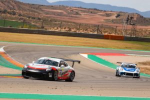 Porsche domina el GT-CER en Motorland Aragón