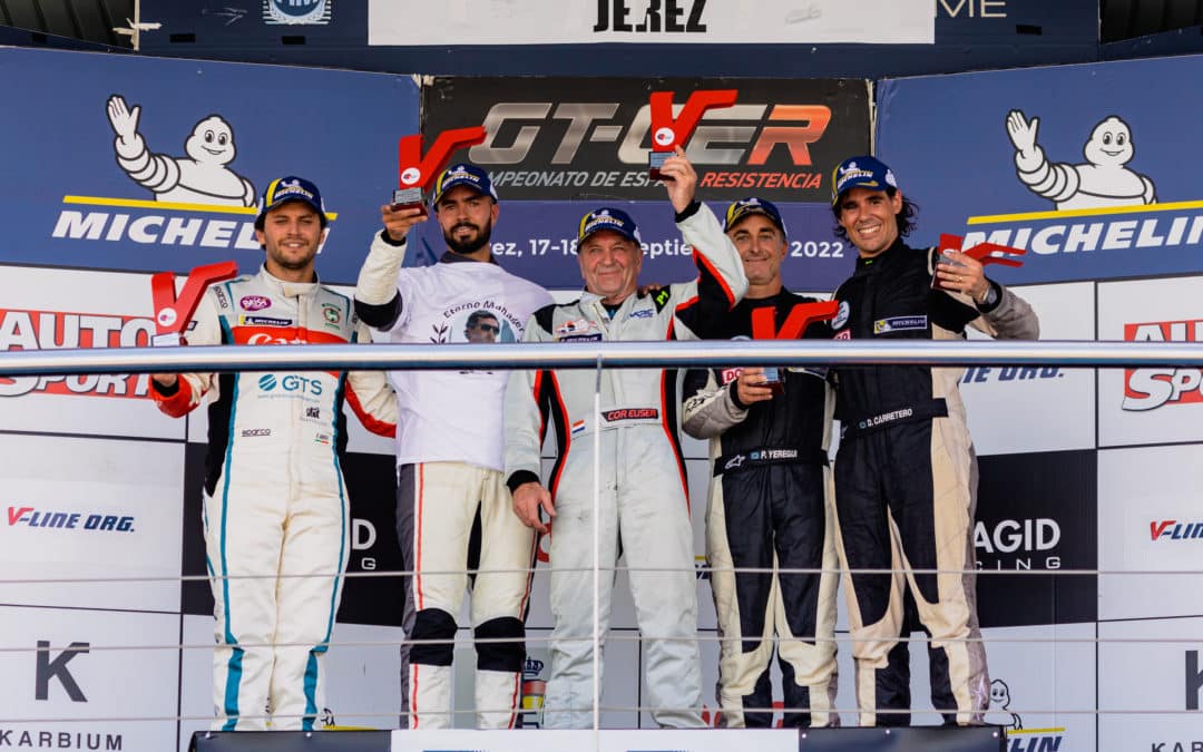 Cor Euser gana la carrera del GT-CER en Jerez